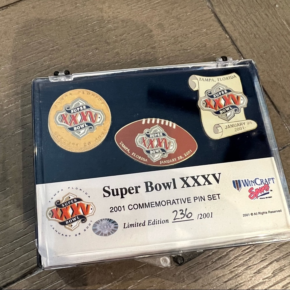 Super Bowl XXXV 2001 3 piece Super Bowl commemorative pin set